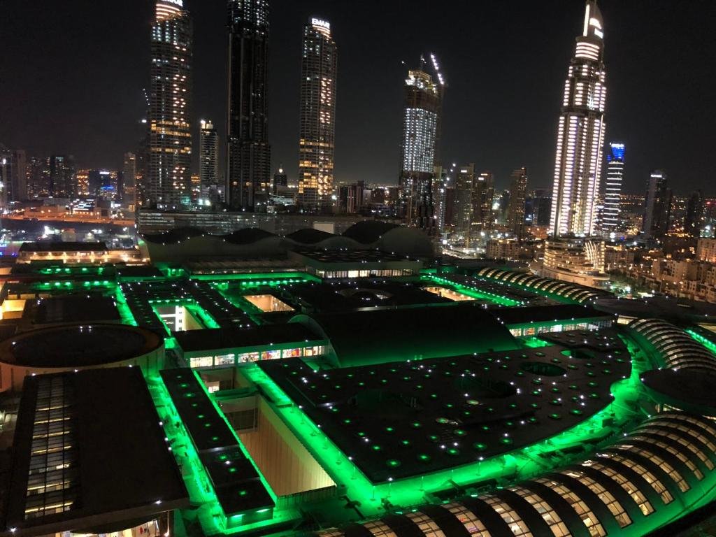 Дубай: Holiday Home - Address Dubai Mall Residences 23 floor 1 bedroom