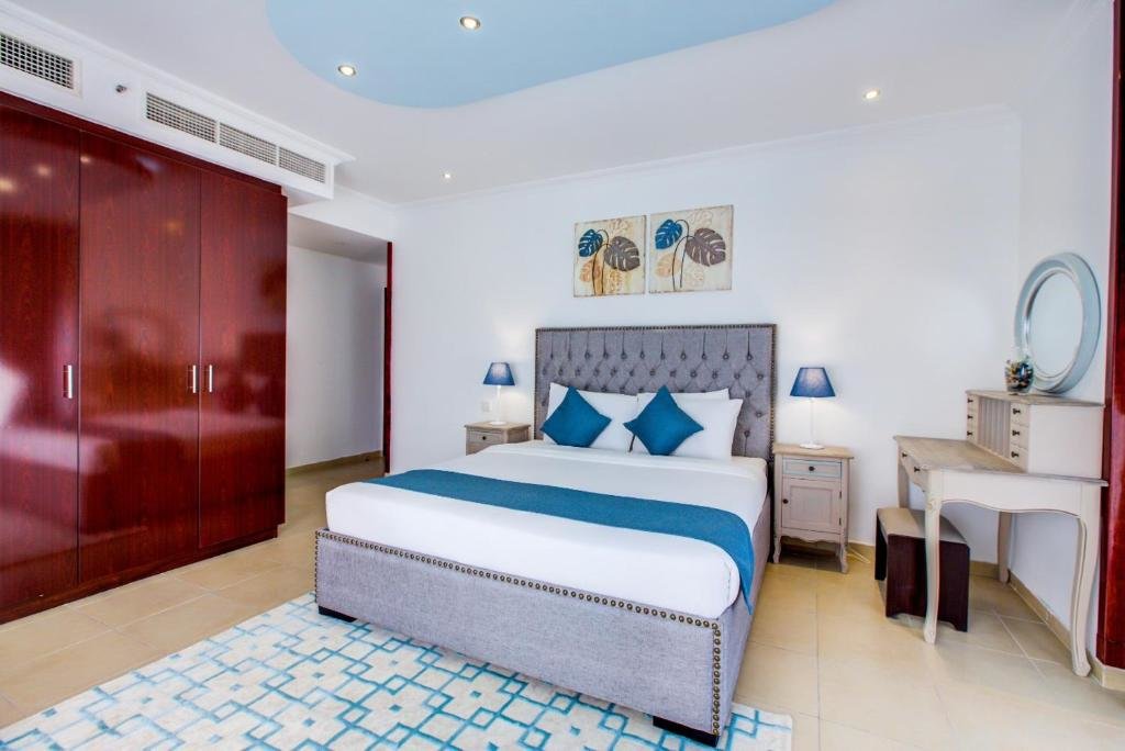 Дубай: 2BR Apartment with Beach Access in Murjan 5 JBR Walk