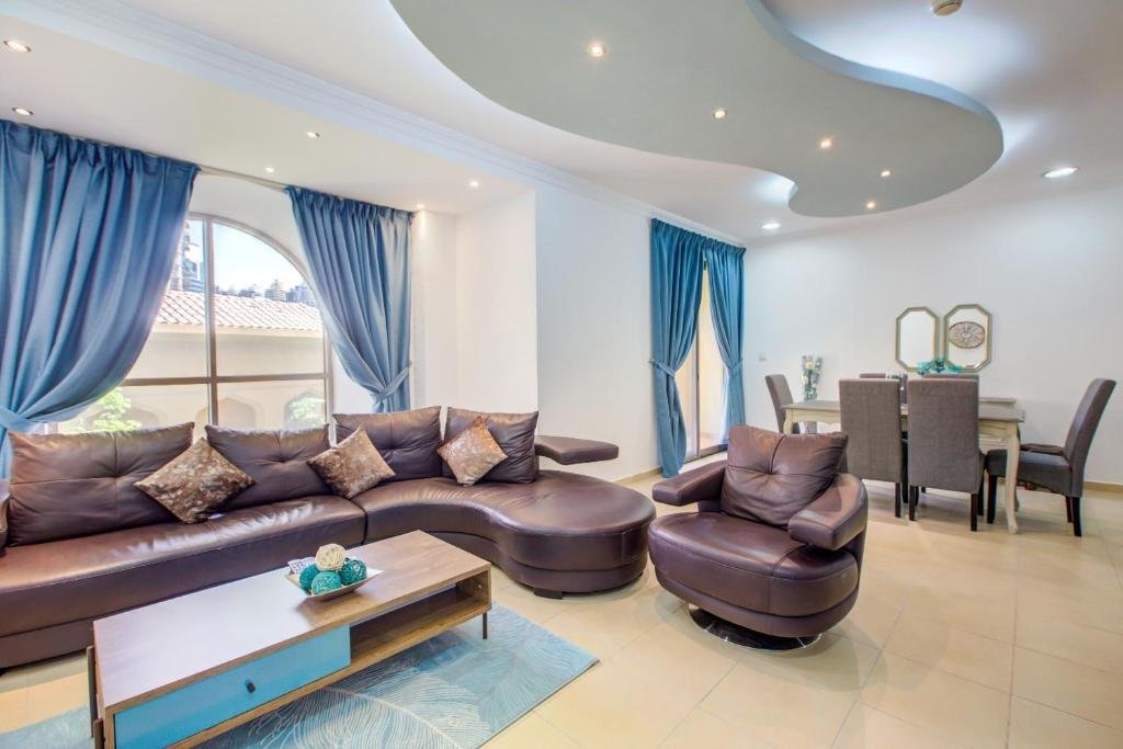 Дубай: 2BR Apartment with Beach Access in Murjan 5 JBR Walk