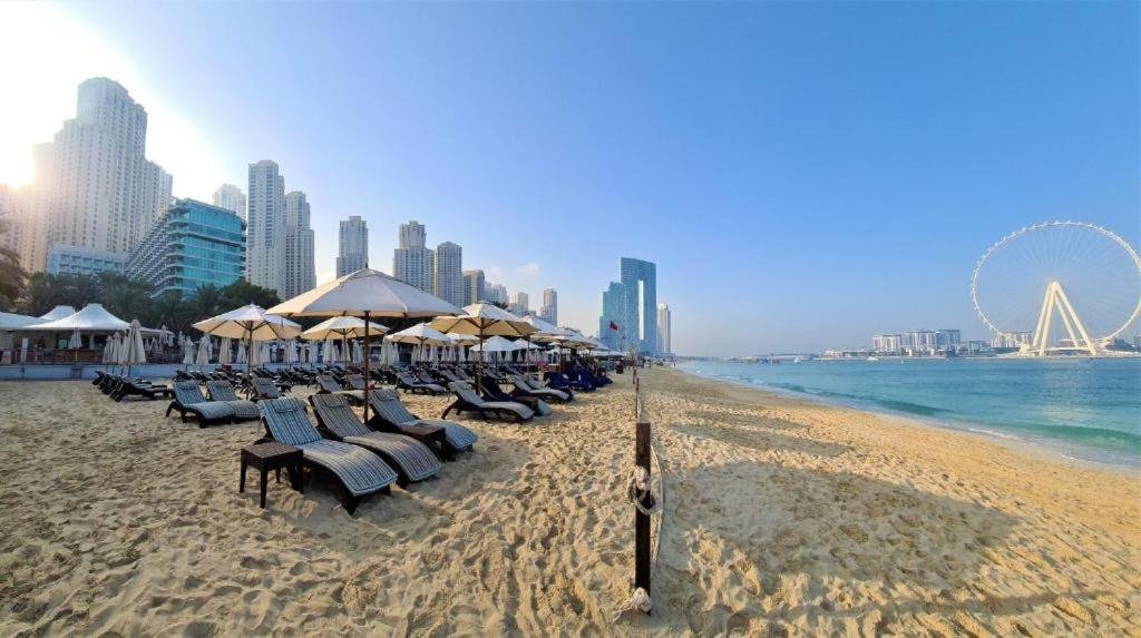 Дубай: 2BR Apartment with Beach Access in Murjan 5 JBR Walk