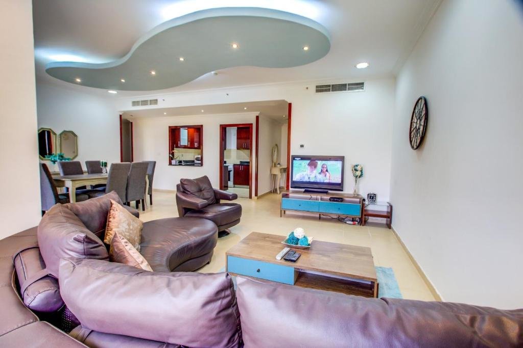 Дубай: 2BR Apartment with Beach Access in Murjan 5 JBR Walk