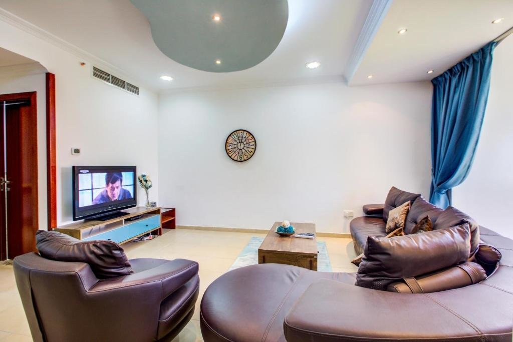 Дубай: 2BR Apartment with Beach Access in Murjan 5 JBR Walk