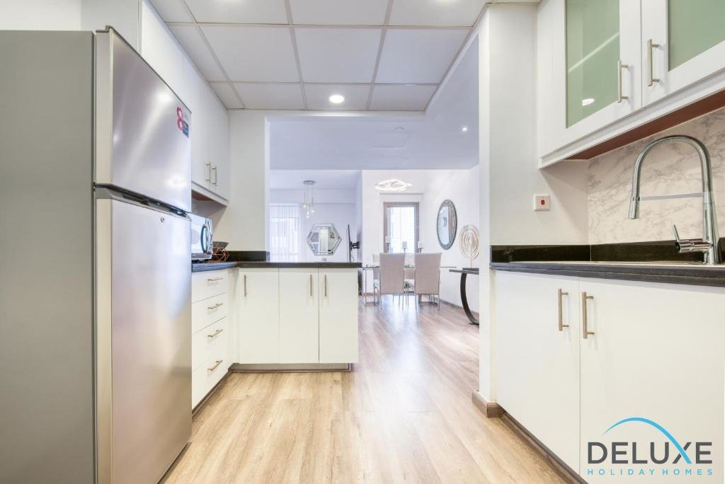 Дубай: Serene 2BR Apartment at Rimal 1 by Deluxe Holiday Homes