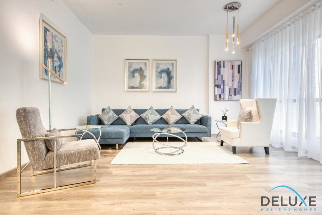 Дубай: Serene 2BR Apartment at Rimal 1 by Deluxe Holiday Homes