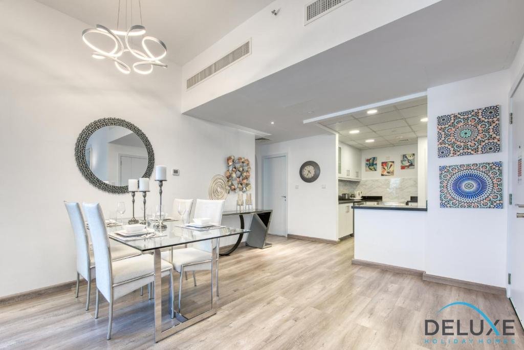 Дубай: Serene 2BR Apartment at Rimal 1 by Deluxe Holiday Homes