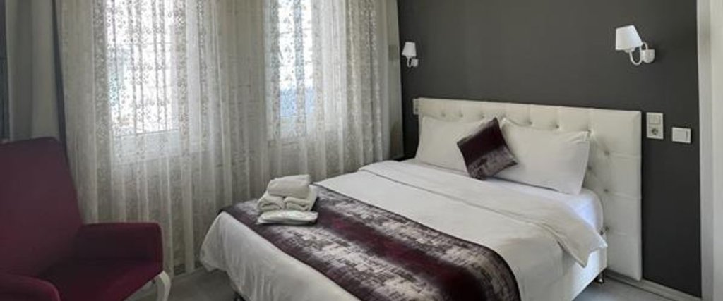 Бозджаада: Ada Evi Mu