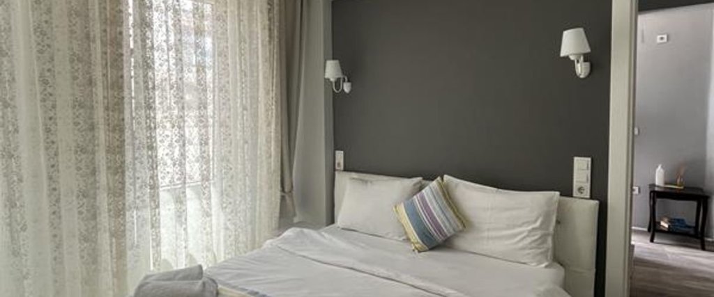 Бозджаада: Ada Evi Mu