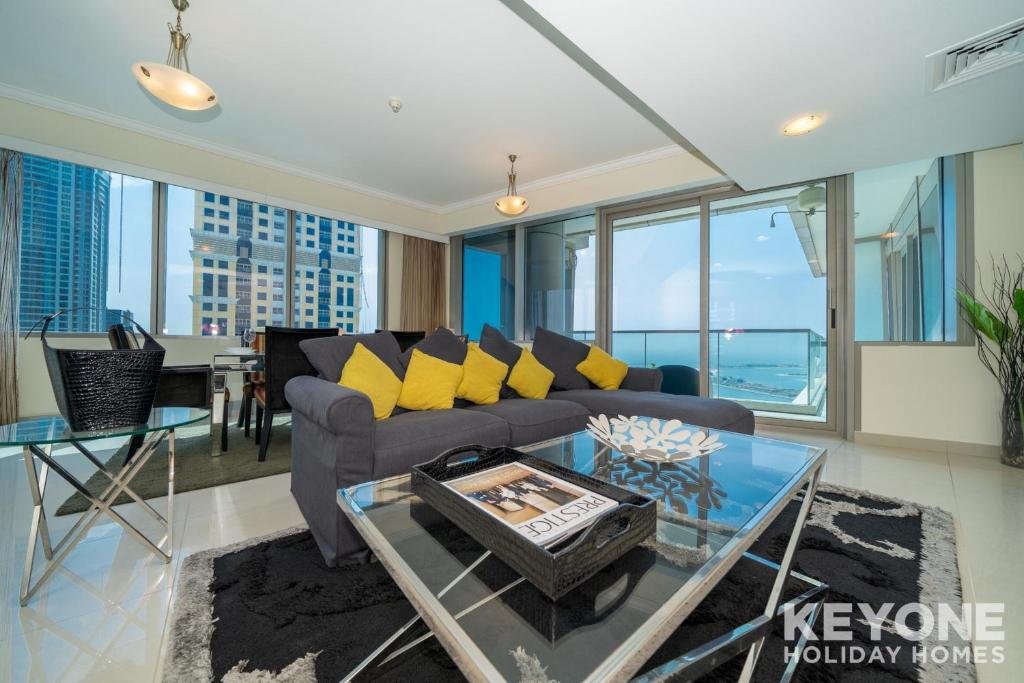 Дубай: KeyOne - 2BR in Ocean Heights