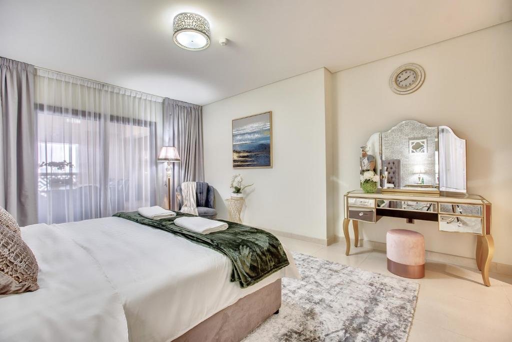 Дубай: Luxury Apartments at Balqis Residence