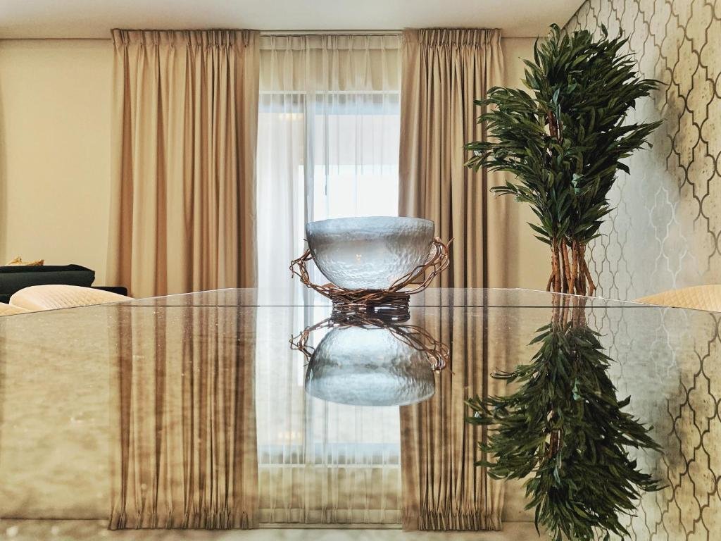 Дубай: Luxury Apartments at Balqis Residence