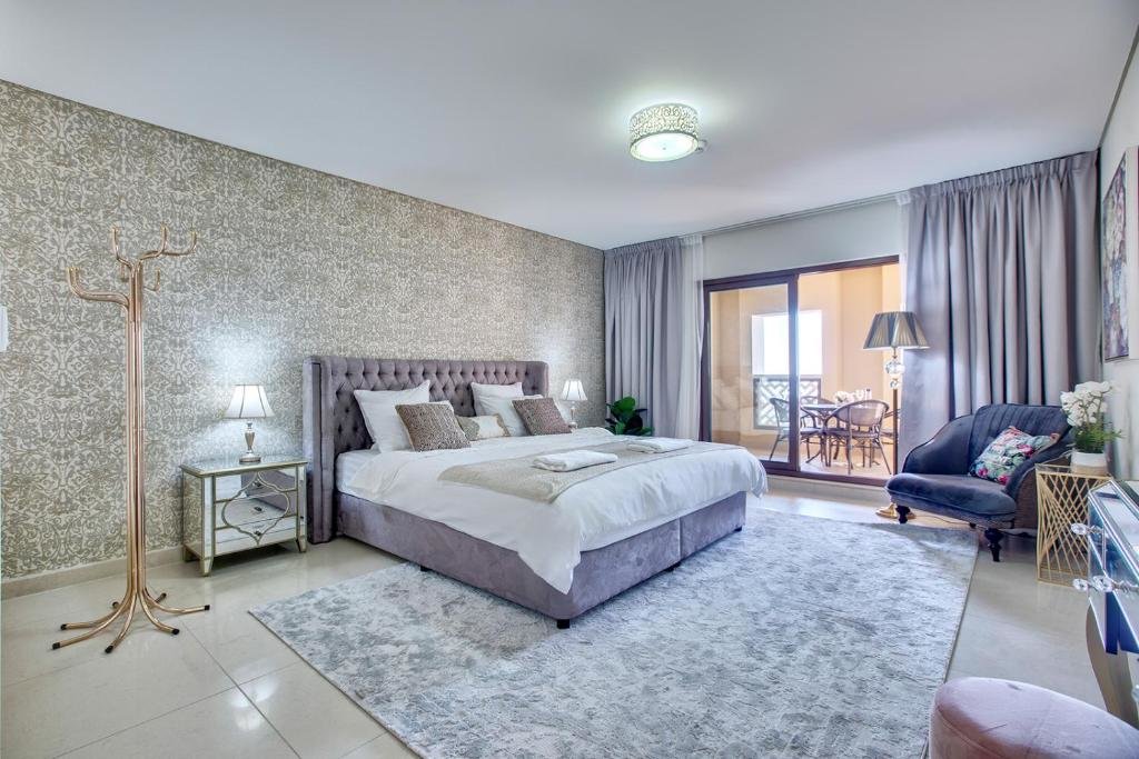 Дубай: Luxury Apartments at Balqis Residence