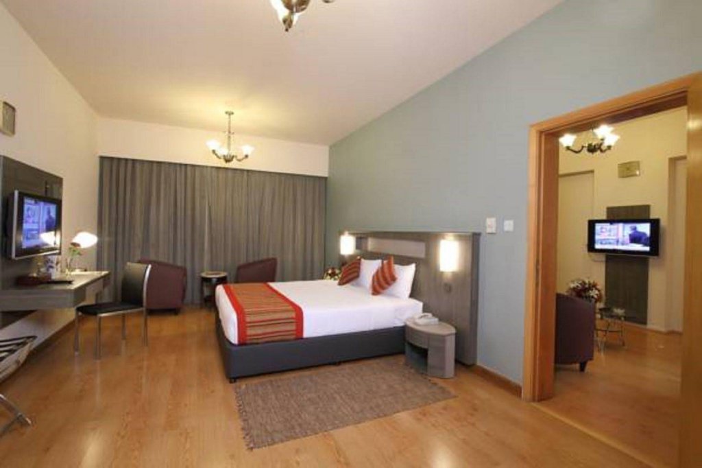 Дубай: Flora Hotel Apartment