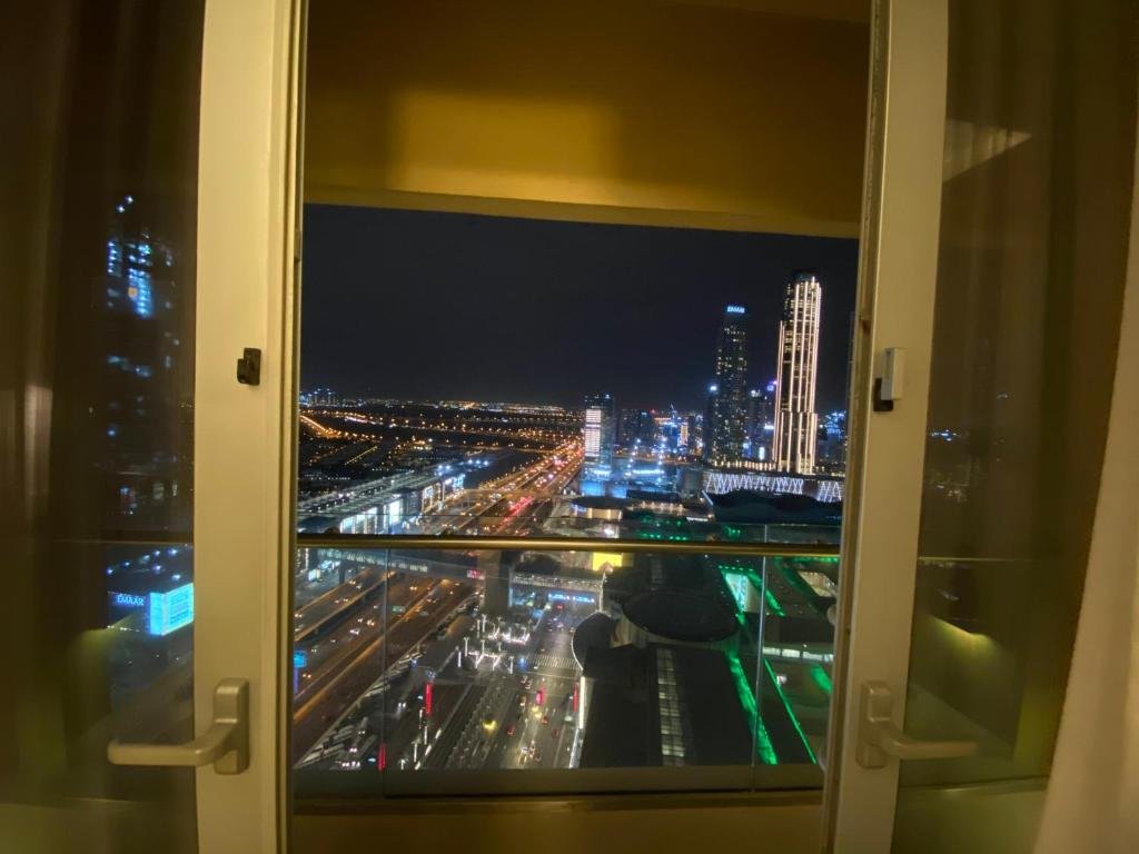 Дубай: Address Dubai Mall Residences 34 floor 1 bedroom