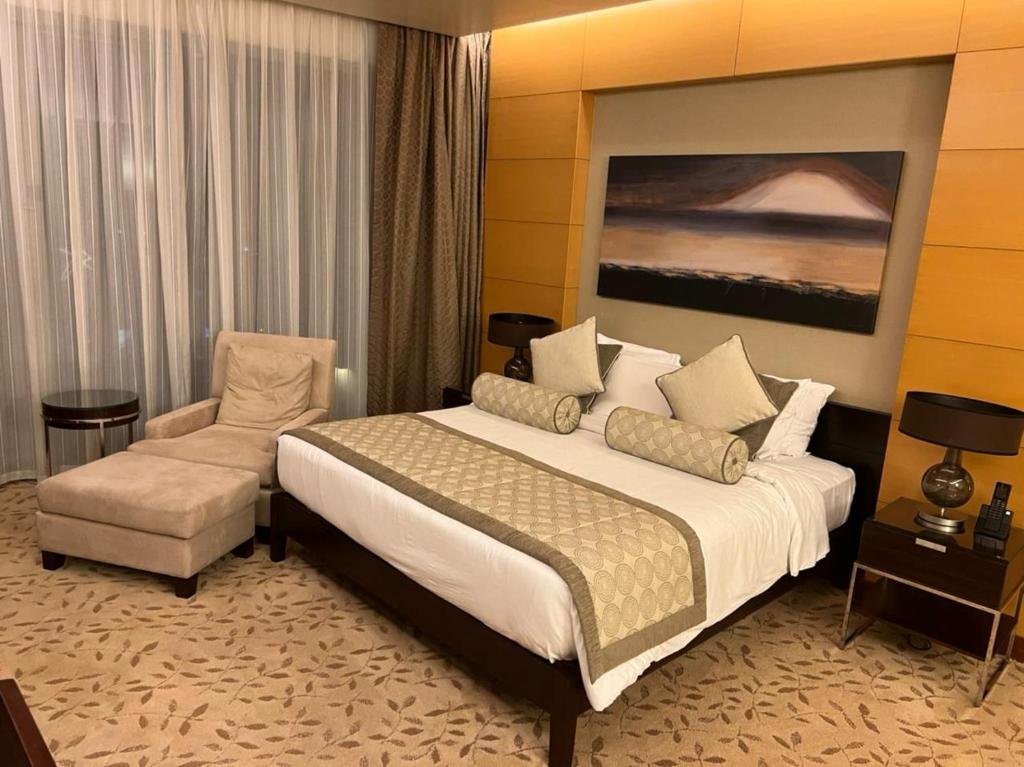 Дубай: Address Dubai Mall Residences 34 floor 1 bedroom