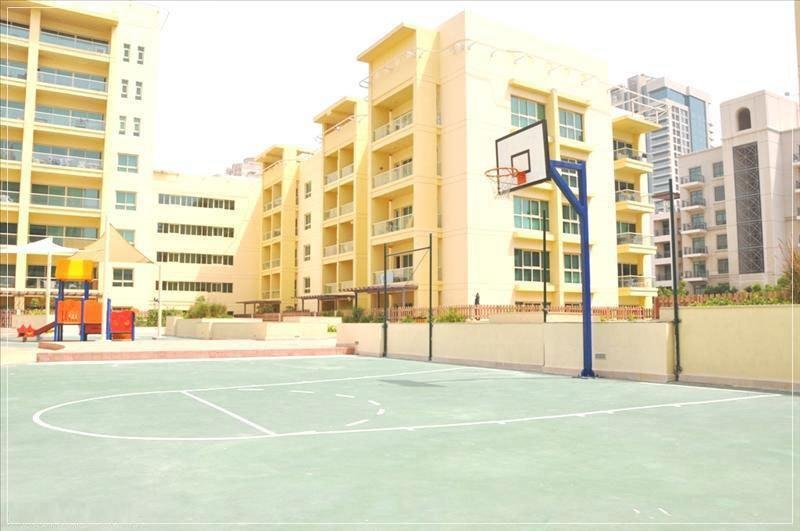 Дубай: Dubai Apartments - The Greens - Al Dhafrah