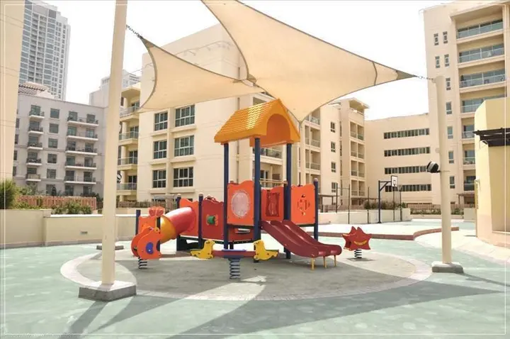 Дубай: Dubai Apartments - The Greens - Al Dhafrah