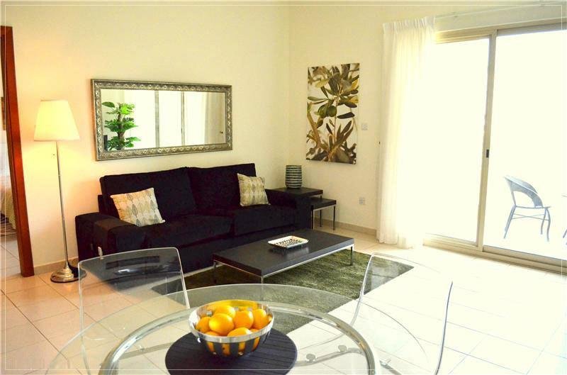 Дубай: Dubai Apartments - The Greens - Al Dhafrah