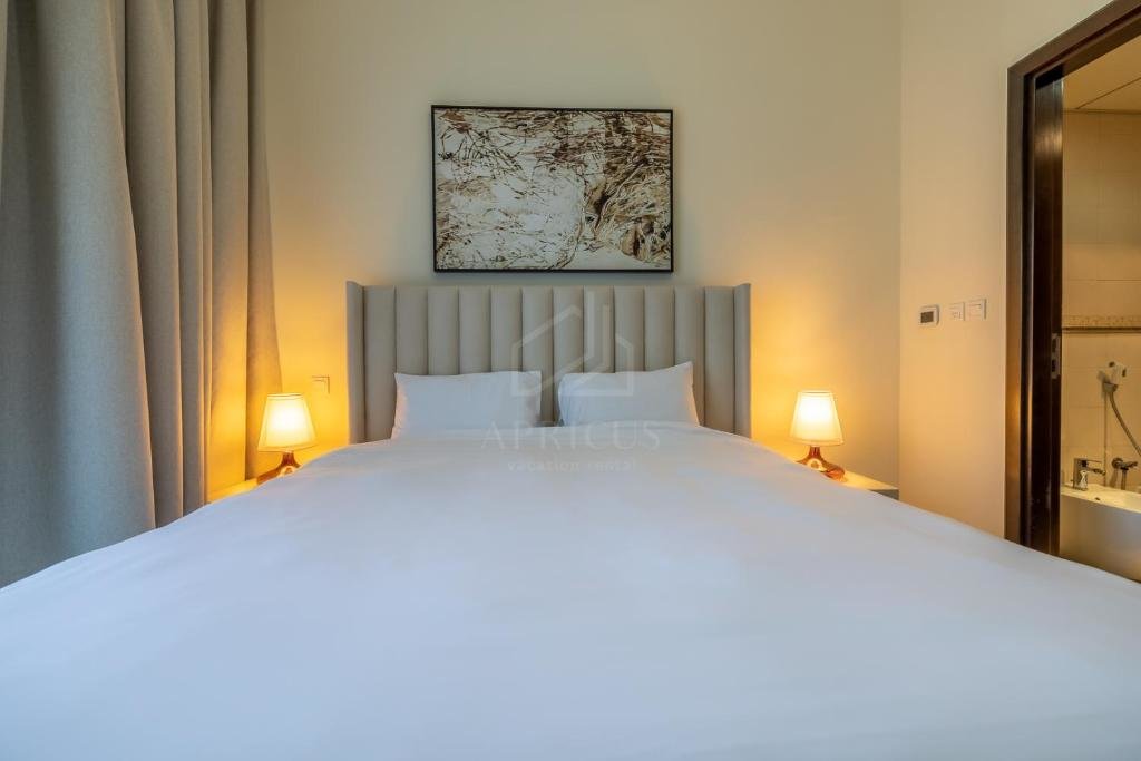 Дубай: Awesome Marina Canal View 1bd Bay Central Marina