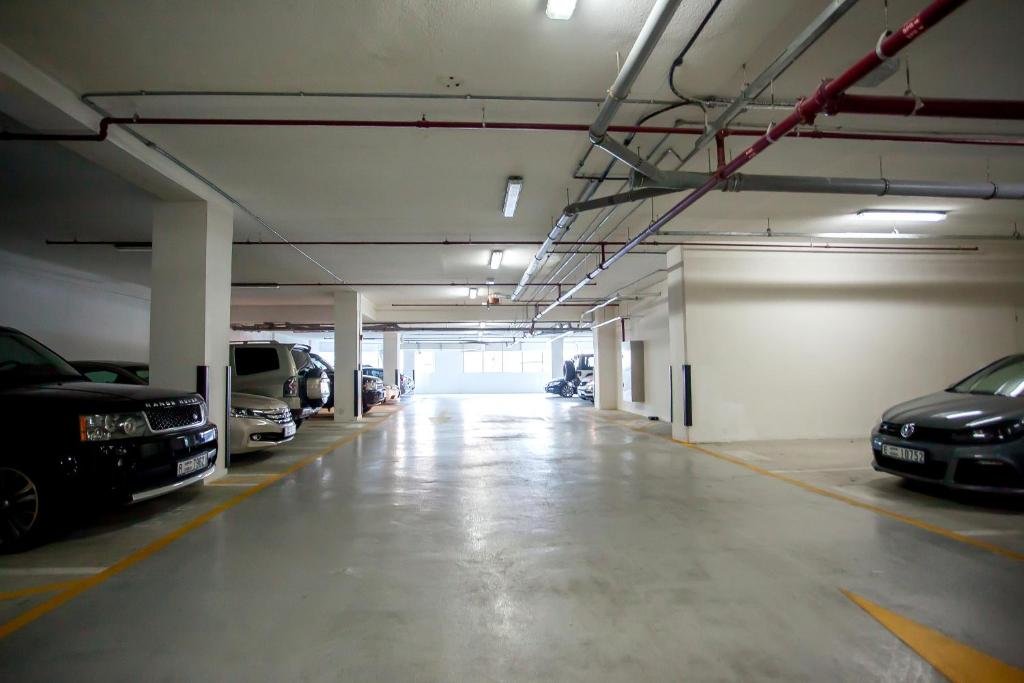 Дубай: Awesome Marina Canal View 1bd Bay Central Marina
