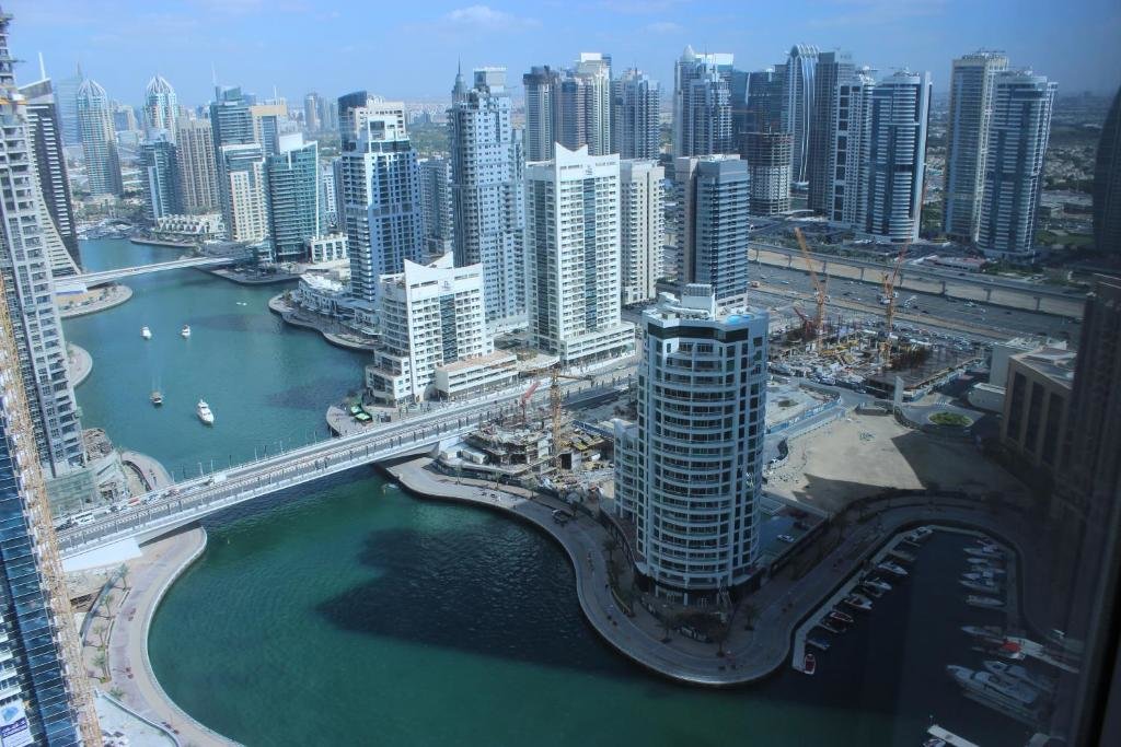 Дубай: Awesome Marina Canal View 1bd Bay Central Marina