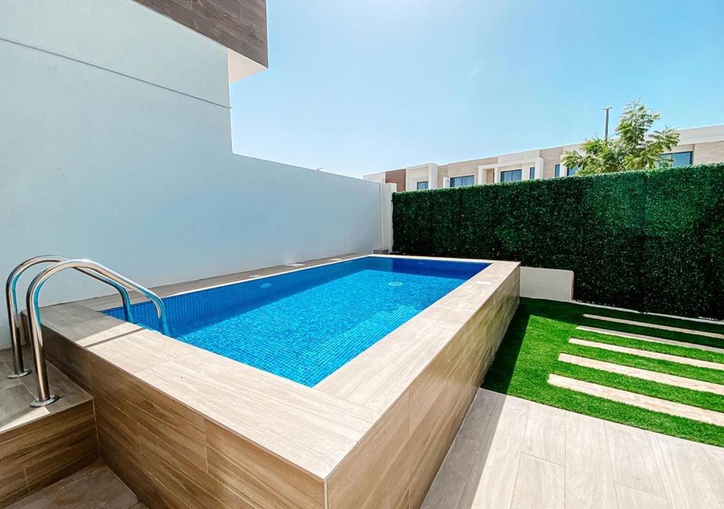 Рас-эль-Хайма: RH- Amazing 4BR Villa with private pool near Beach