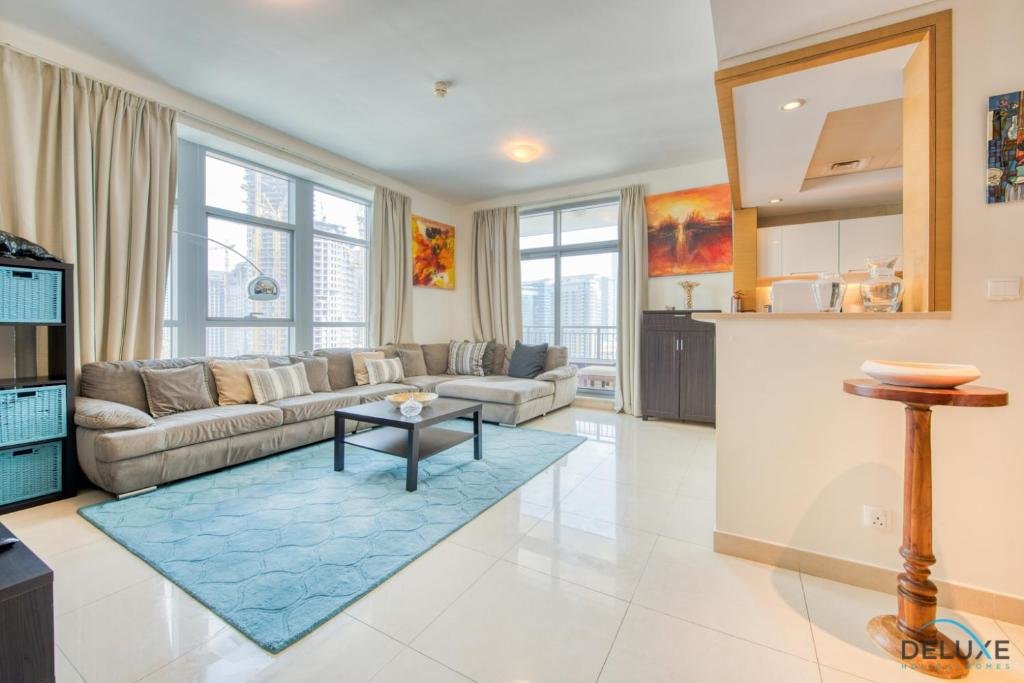 Дубай: Neat 1Br In Claren Tower 1 By Deluxe Holiday Homes