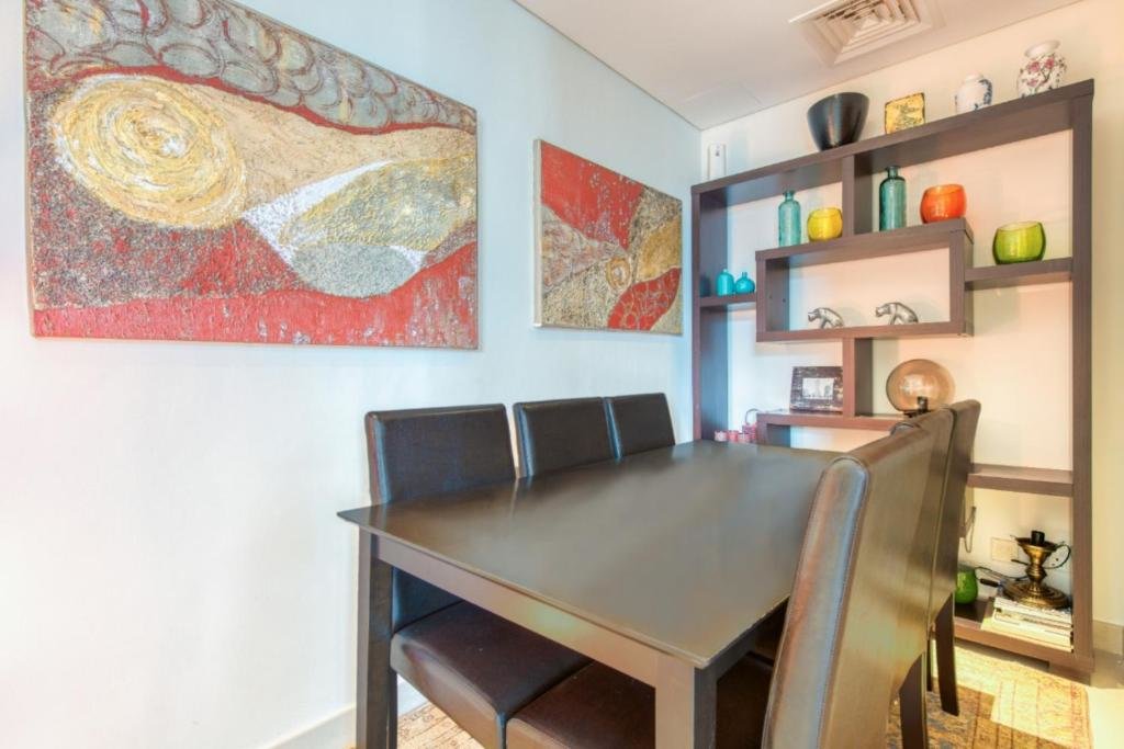 Дубай: Neat 1Br In Claren Tower 1 By Deluxe Holiday Homes