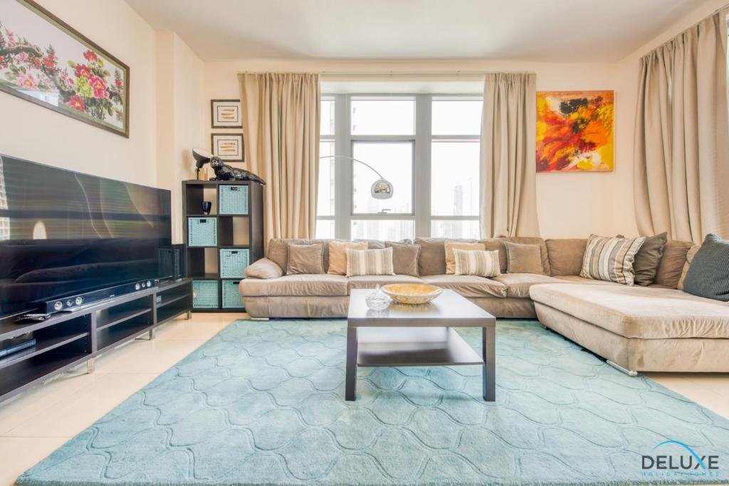 Дубай: Neat 1Br In Claren Tower 1 By Deluxe Holiday Homes
