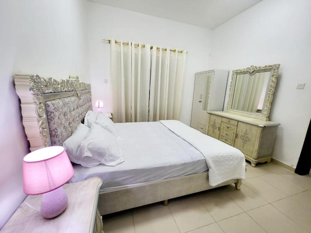 Аджман: Cheap Holiday Home