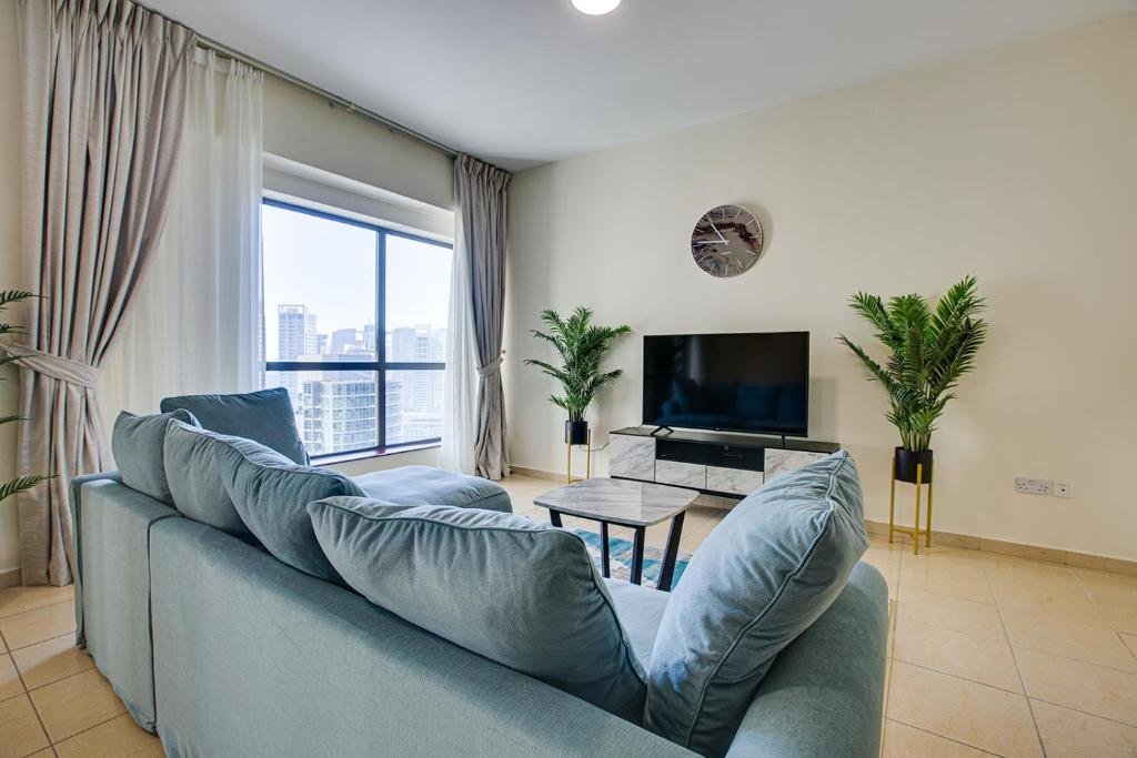 Дубай: Apricus Holiday Homes -JBR Rimal 2BD in front of The Beach