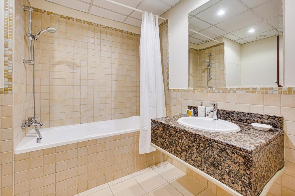 Дубай: Apricus Holiday Homes -JBR Rimal 2BD in front of The Beach