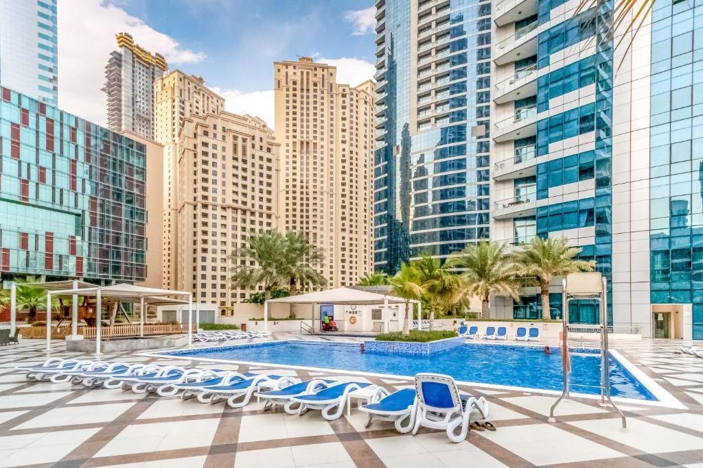 Дубай: Quintessential Quarters - Breathtaking 29th Floor Views