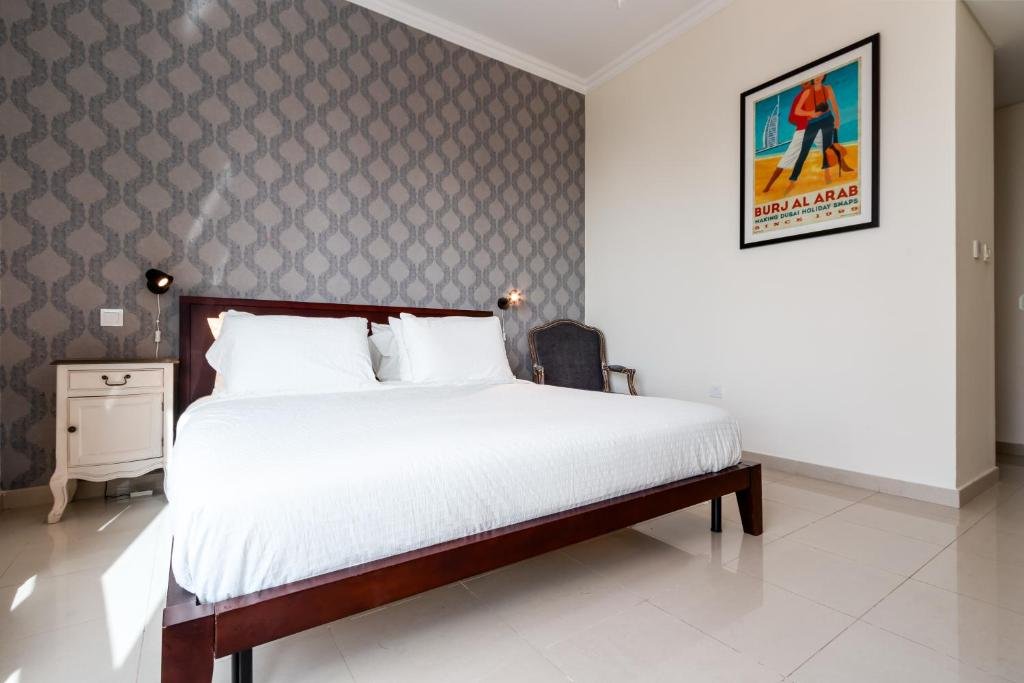 Дубай: Quintessential Quarters - Breathtaking 29th Floor Views