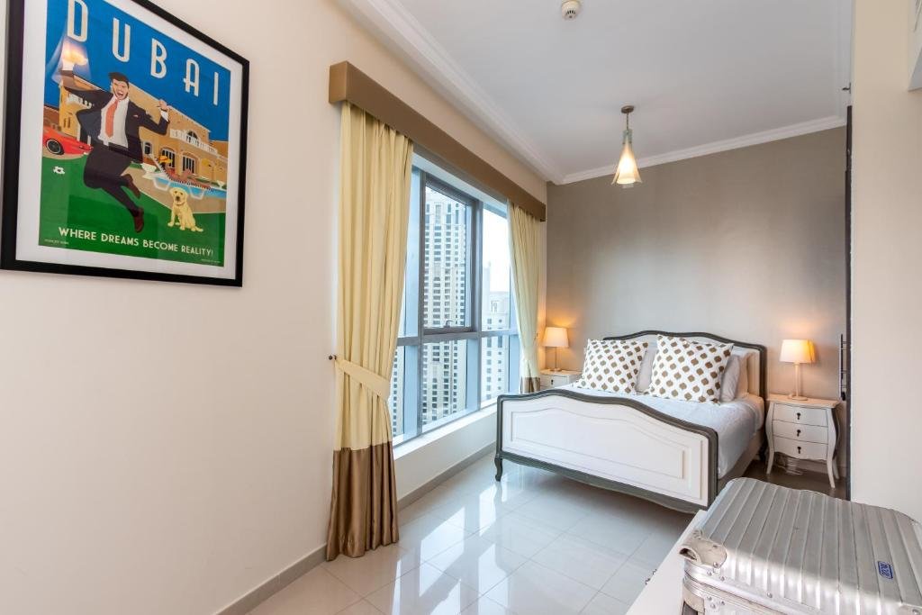 Дубай: Quintessential Quarters - Breathtaking 29th Floor Views