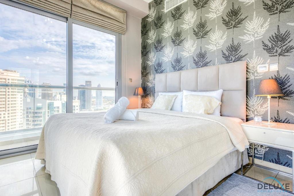 Дубай: Two Bedroom Apartment in Dec Tower T2, Dubai Marina by Deluxe Holiday Homes