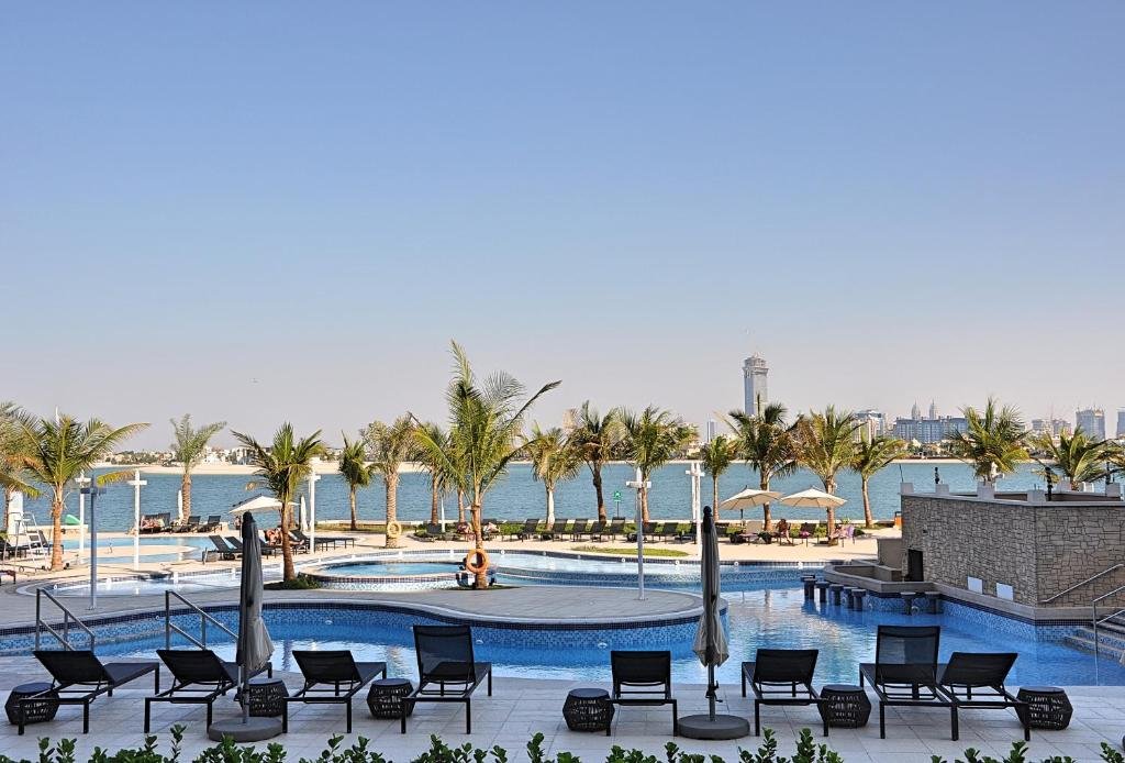 Дубай: Spacious 4 bd and 2 bd apartments with amazing Sea view