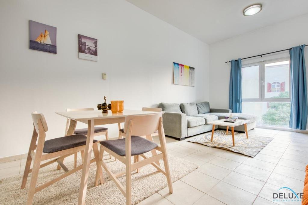 Дубай: Restful 1BR at Mediterranean Discovery Gardens by Deluxe Holiday Homes