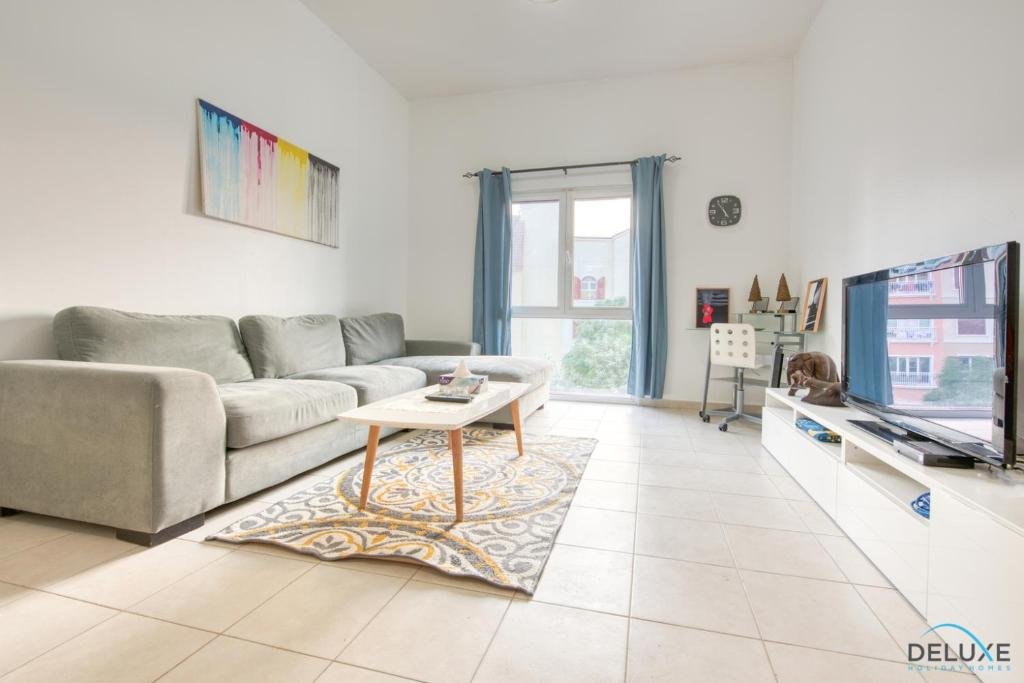Дубай: Restful 1BR at Mediterranean Discovery Gardens by Deluxe Holiday Homes