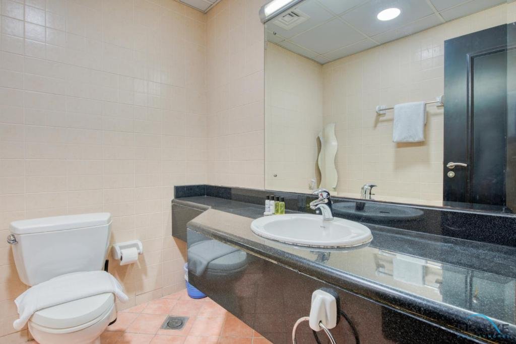 Дубай: Restful 1BR at Mediterranean Discovery Gardens by Deluxe Holiday Homes