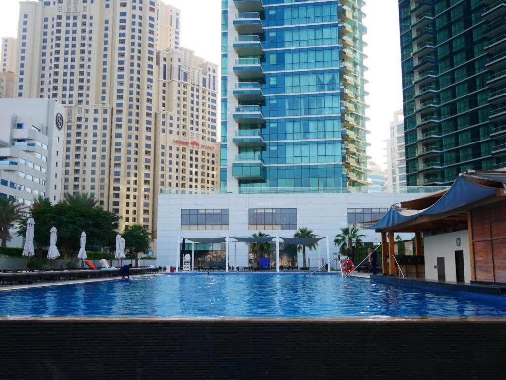 Дубай: Stunning 5* 4Br-Oceanfront-Apartment