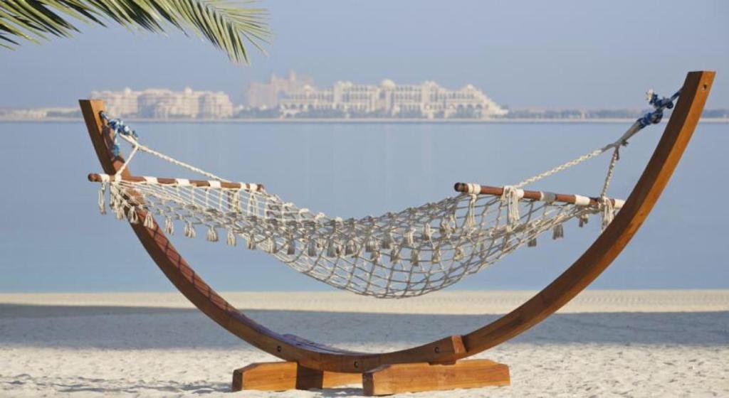 Дубай: Stunning 5* 4Br-Oceanfront-Apartment