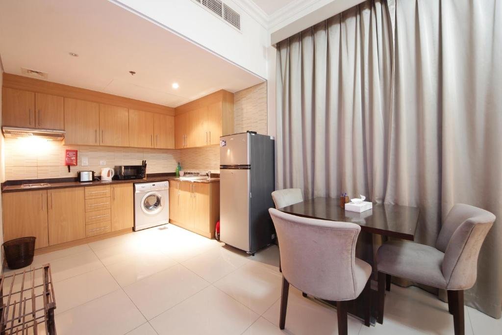 Дубай: Signature Holiday Homes - Luxury Studio Apartment Al Barsha South Dubai