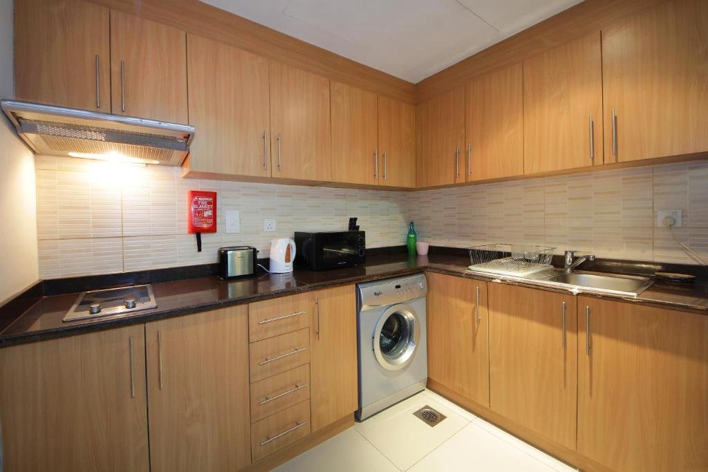 Дубай: Signature Holiday Homes - Luxury Studio Apartment Al Barsha South Dubai