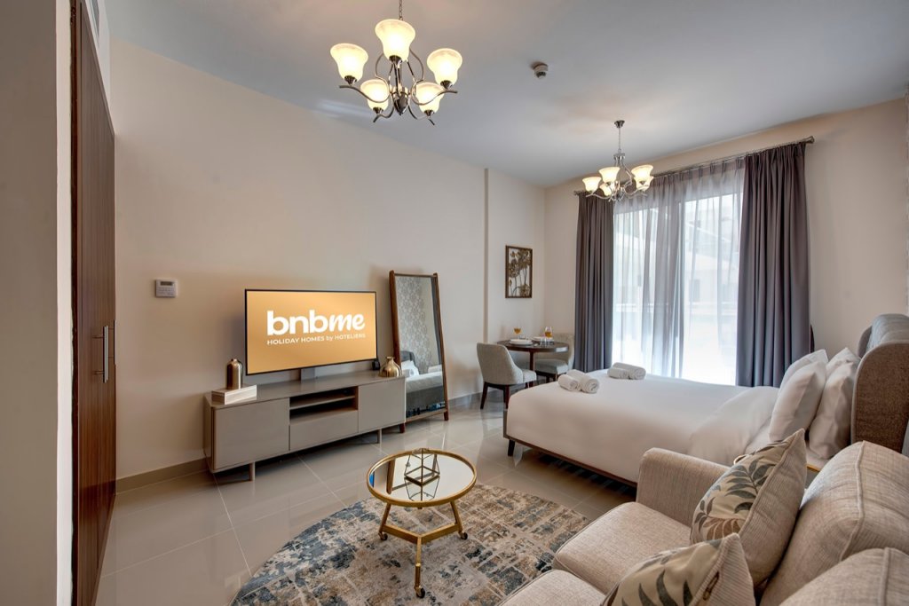Classic Studio Apt |  of the JVC | by bnbmehomes — фото 2