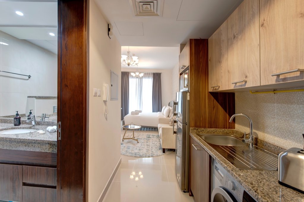 Classic Studio Apt |  of the JVC | by bnbmehomes — фото 3
