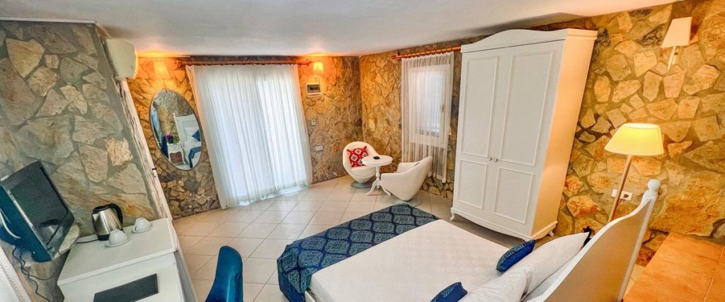 Калеучагиз: Rising Sun Kaş
