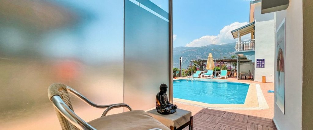 Калеучагиз: Rising Sun Kaş