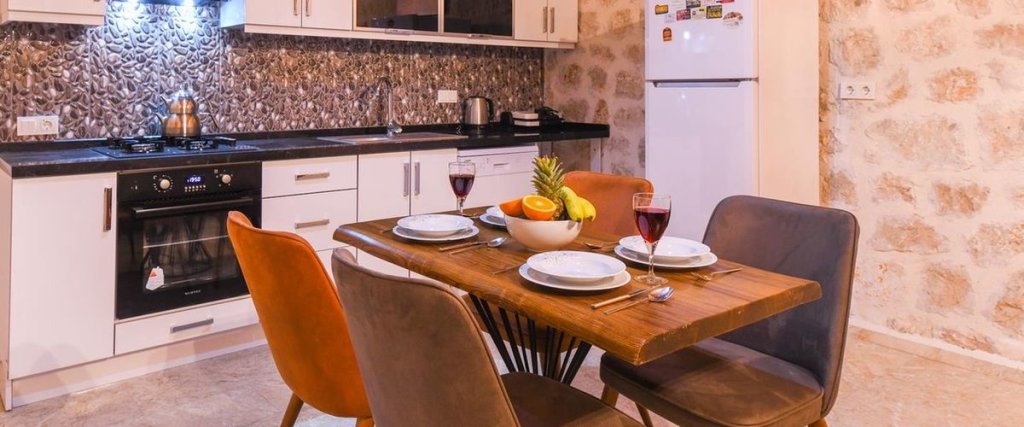 Исламлар: Villa Kelebek 2