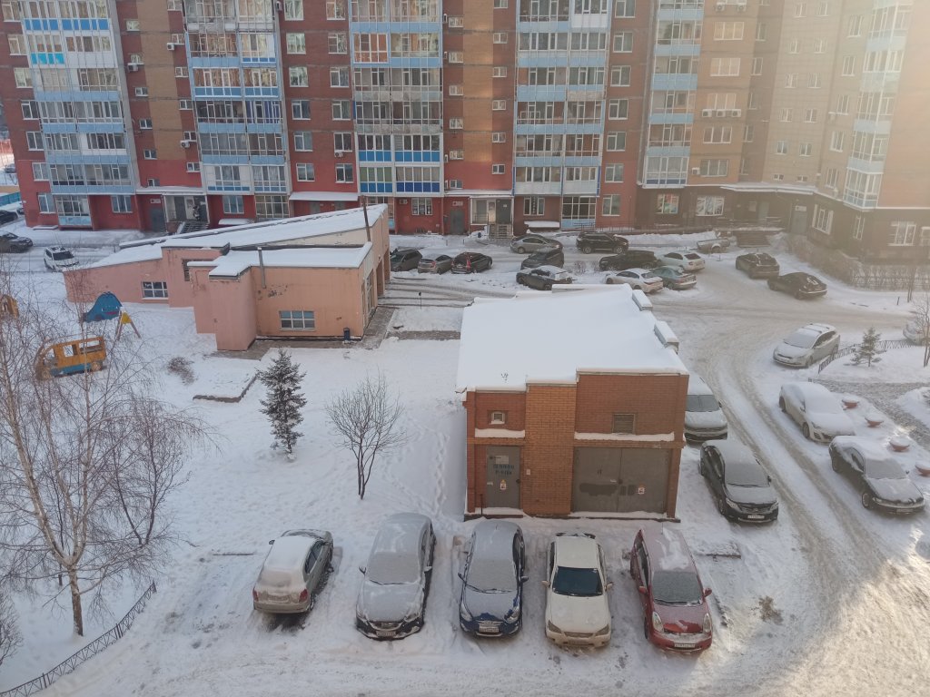 Красноярск: Квартира комфорт-класса возле ТРЦ Планета