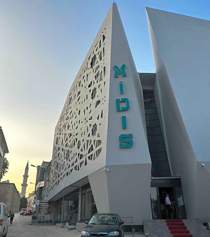 Эдирне: Midis Otel